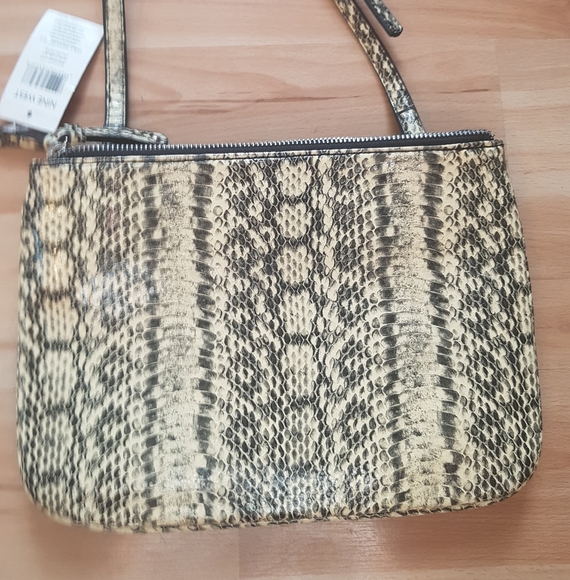 NWT Nine West Snakeskin Crossbody Purse - Picture 9 of 11